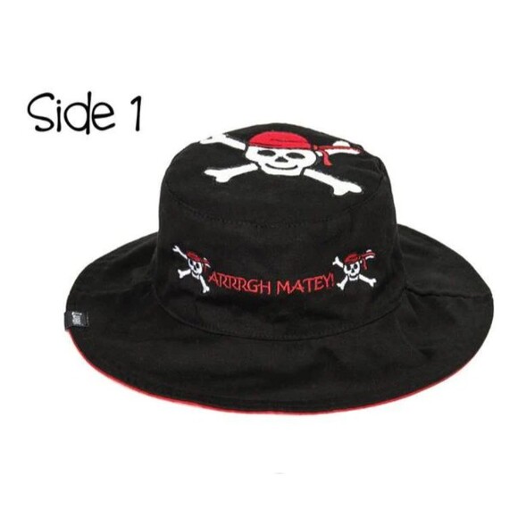 Luvali Atlantis Kids Pirate / Parrot Reversible Bucket Hat Black Red Size 6M-24M - Picture 2 of 3